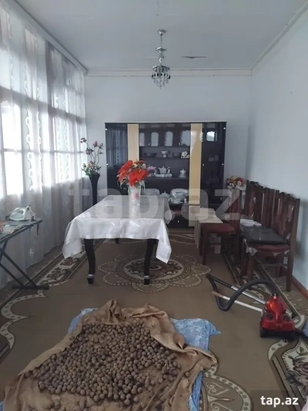 Satılır 3 otaqlı həyət evi 150 m²