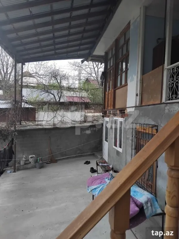 Satılır 3 otaqlı həyət evi 150 m²
