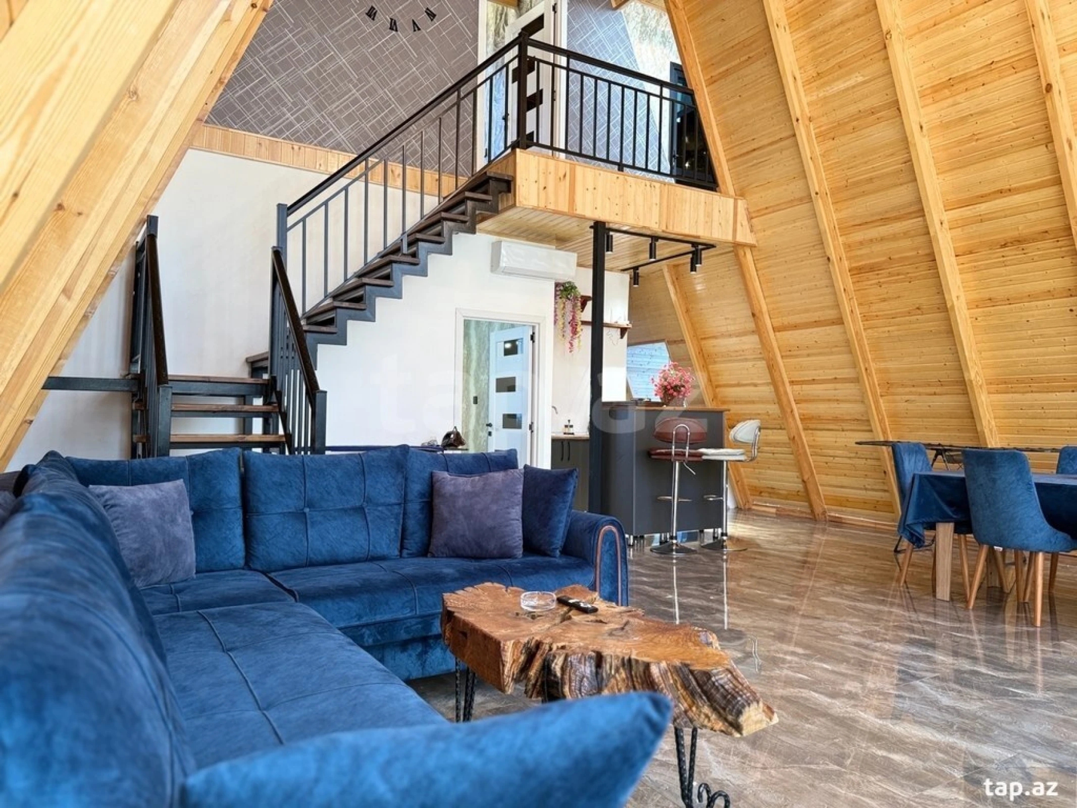 Kirayə verilir 4 otaqlı həyət evi