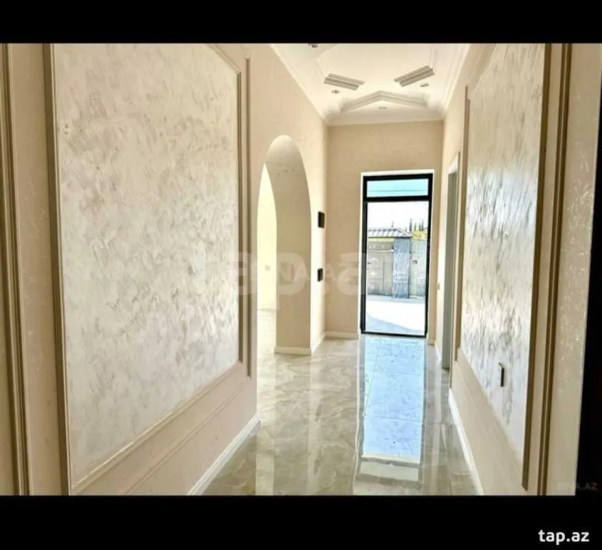 Satılır 6 otaqlı həyət evi 330 m²