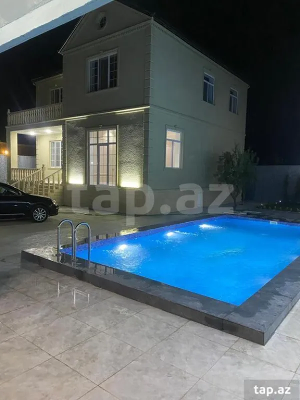 Satılır 6 otaqlı həyət evi 330 m²