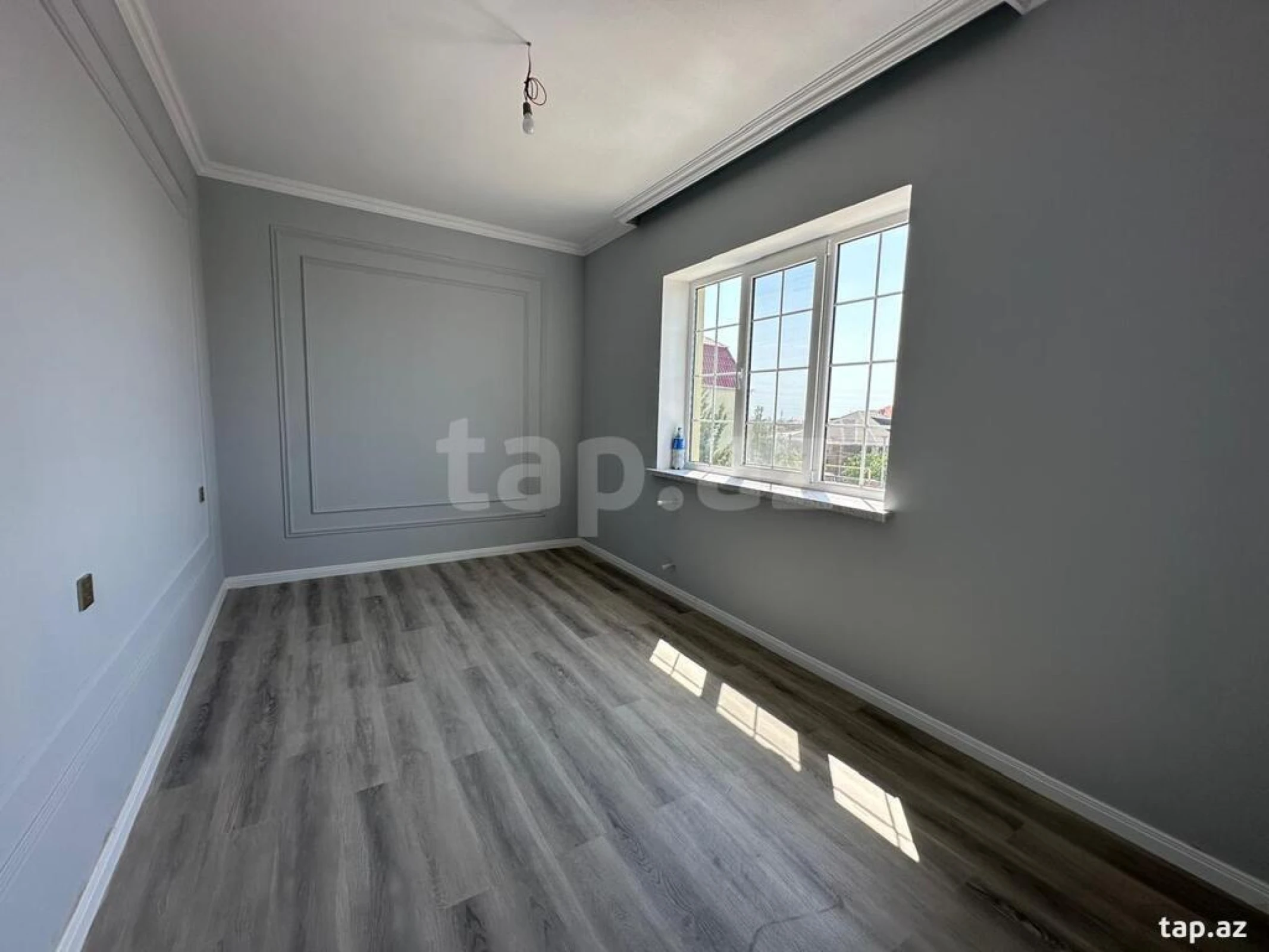 Satılır 6 otaqlı həyət evi 330 m²
