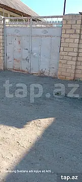 Satılır 5 otaqlı həyət evi