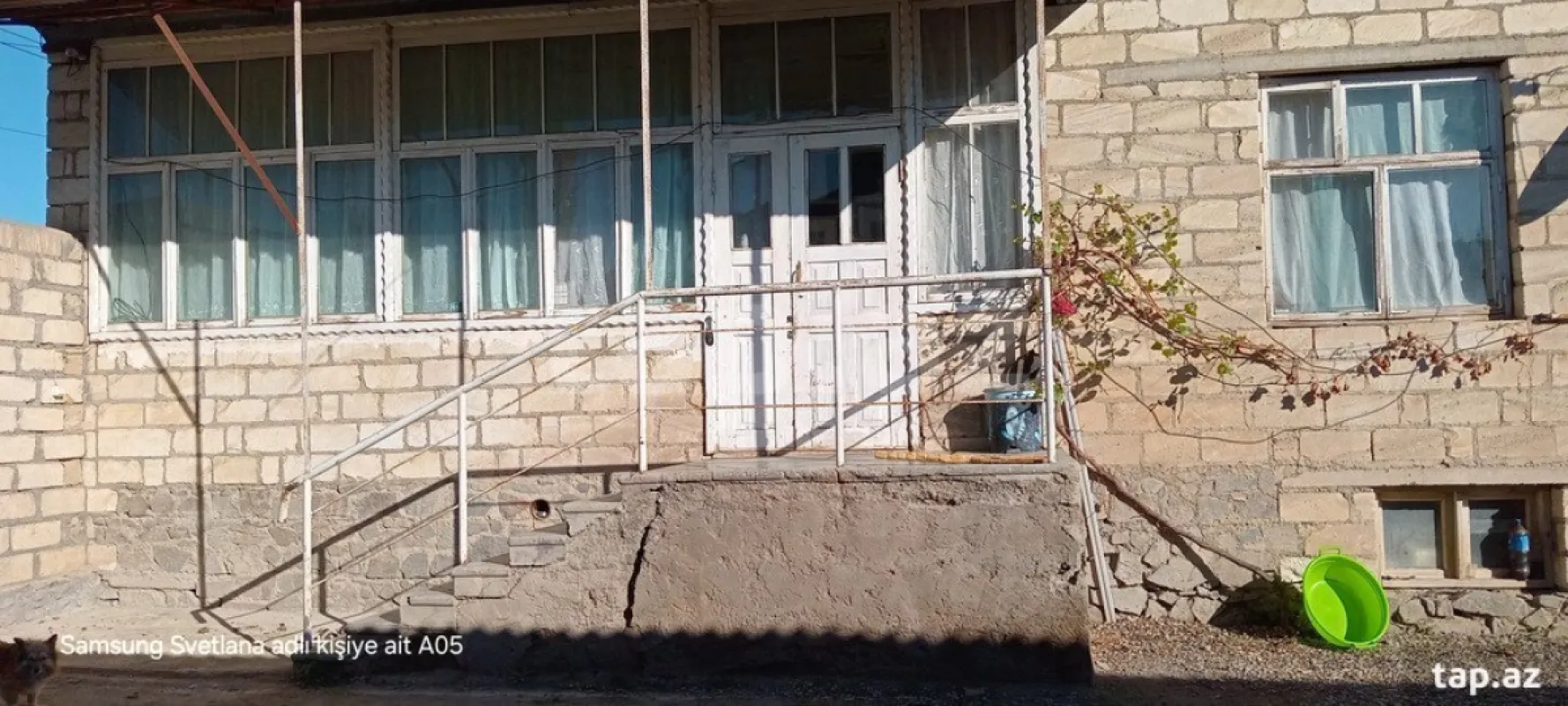 Satılır 5 otaqlı həyət evi