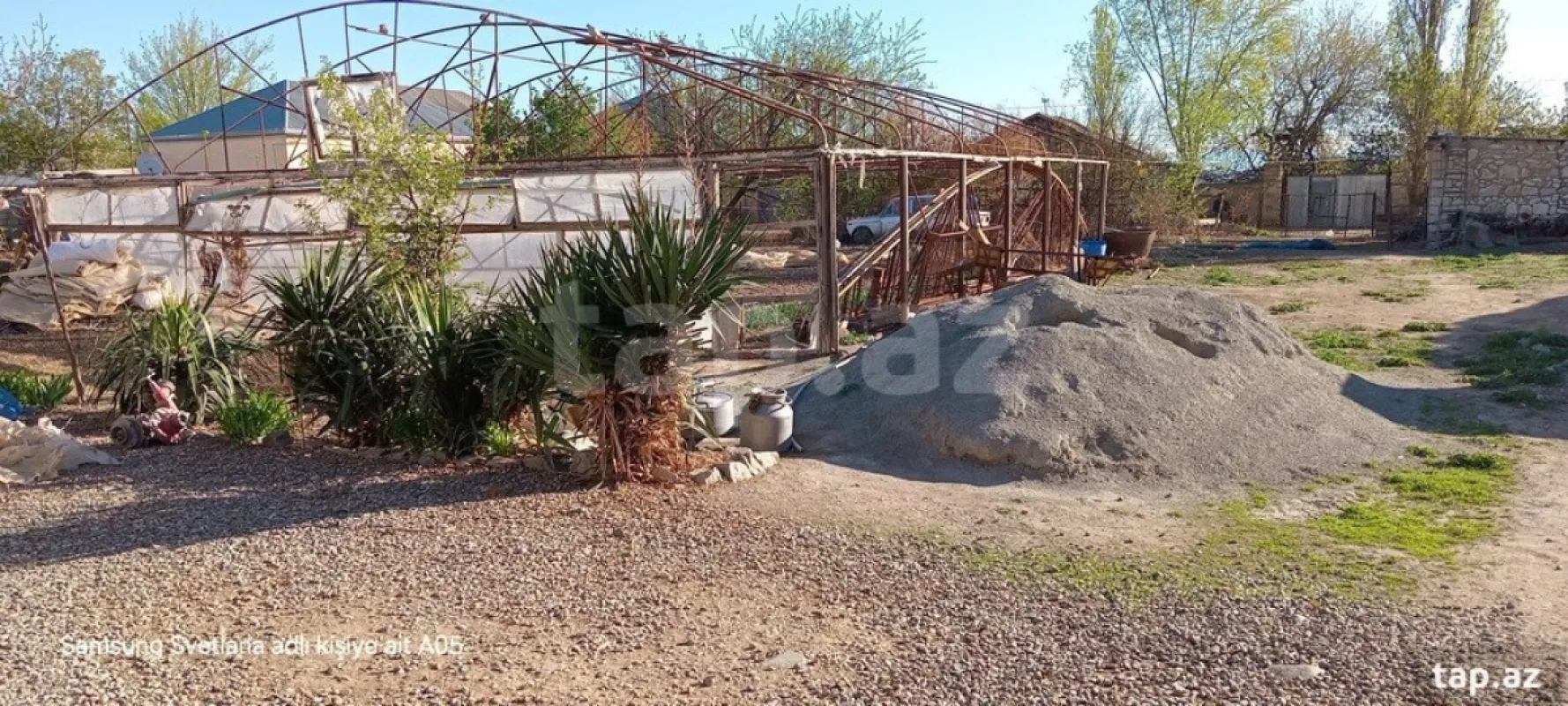 Satılır 5 otaqlı həyət evi