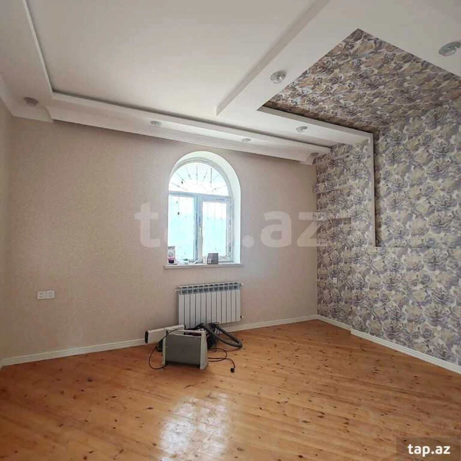 Satılır 5 otaqlı həyət evi 170 m²
