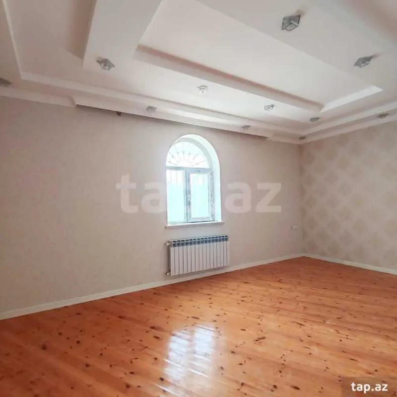 Satılır 5 otaqlı həyət evi 170 m²