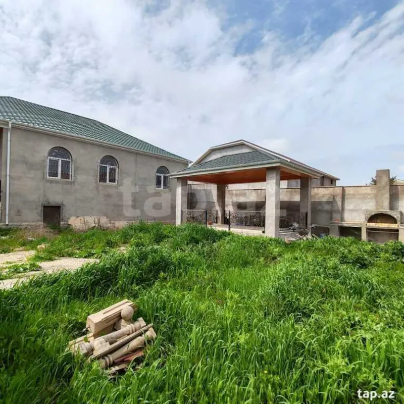 Satılır 5 otaqlı həyət evi 170 m²