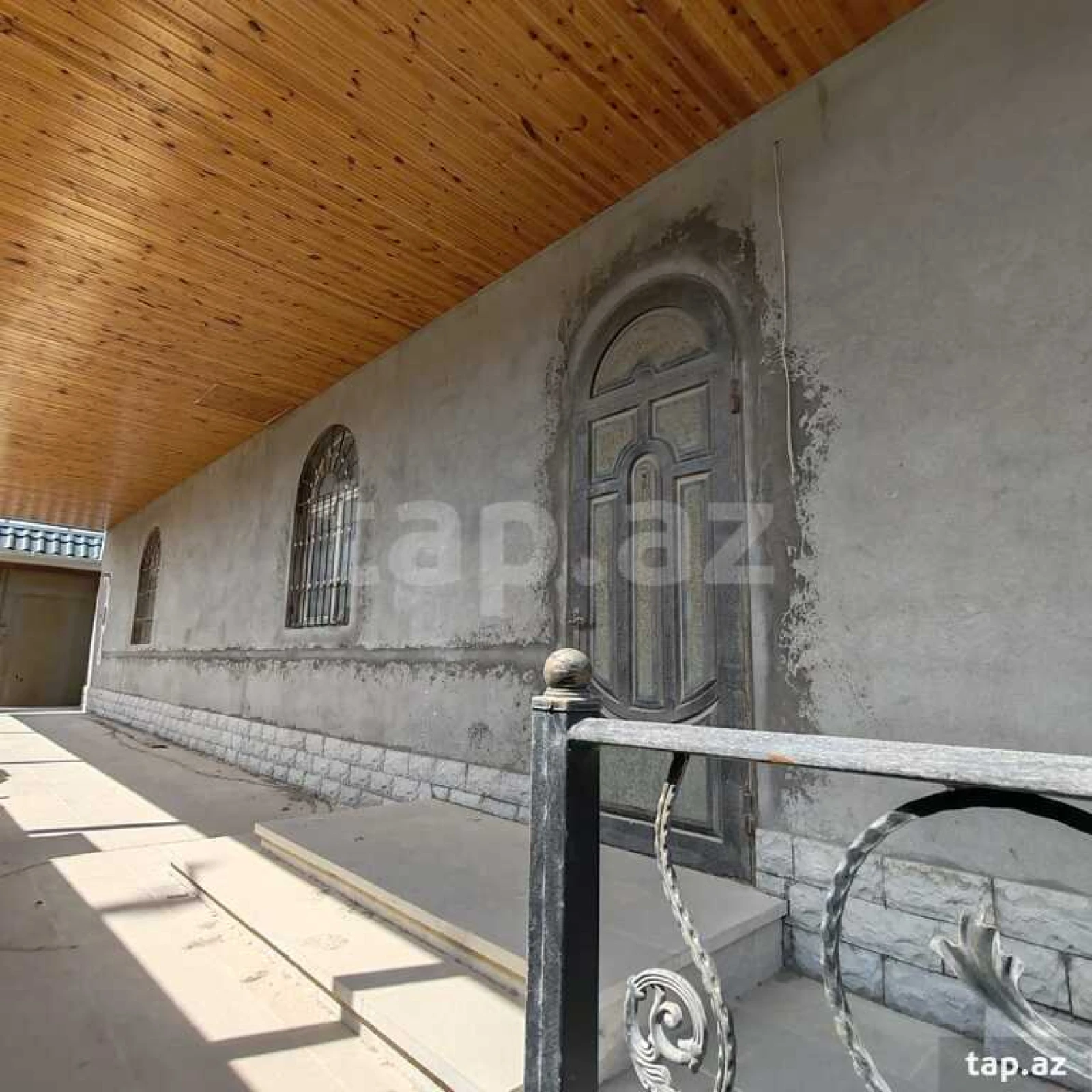 Satılır 5 otaqlı həyət evi 170 m²