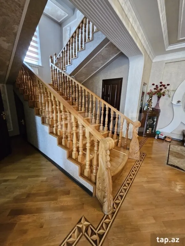 Satılır 5 otaqlı həyət evi