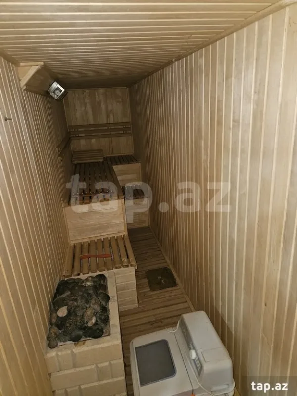 Satılır 5 otaqlı həyət evi