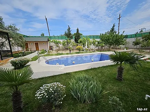 Satılır 5 otaqlı həyət evi