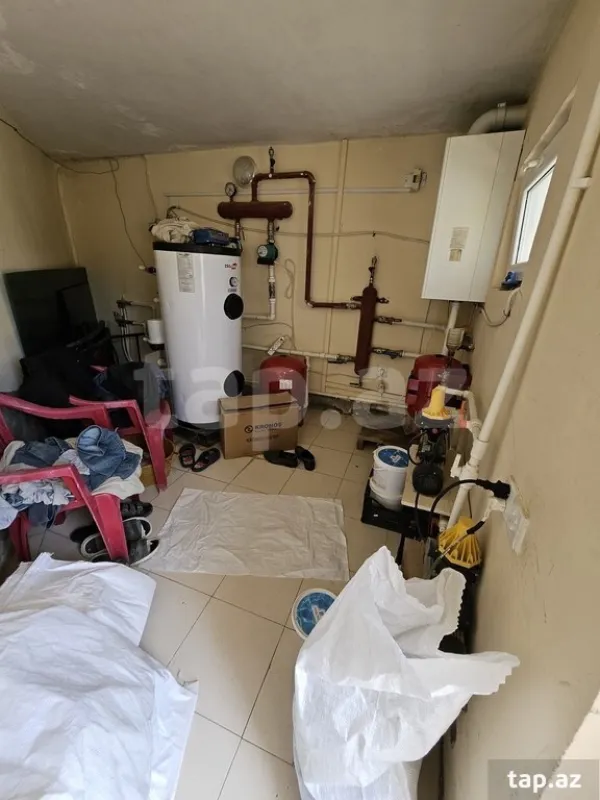 Satılır 5 otaqlı həyət evi