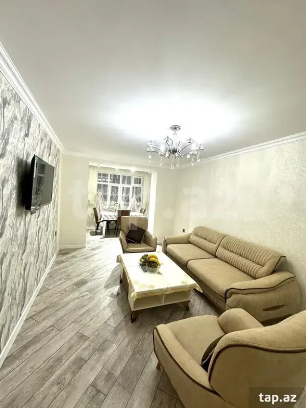 Kirayə verilir 2 otaqlı mənzil 80 m²