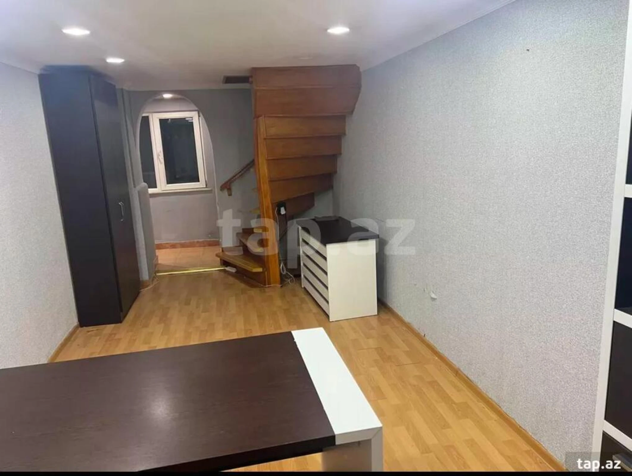 Kirayə verilir ofis