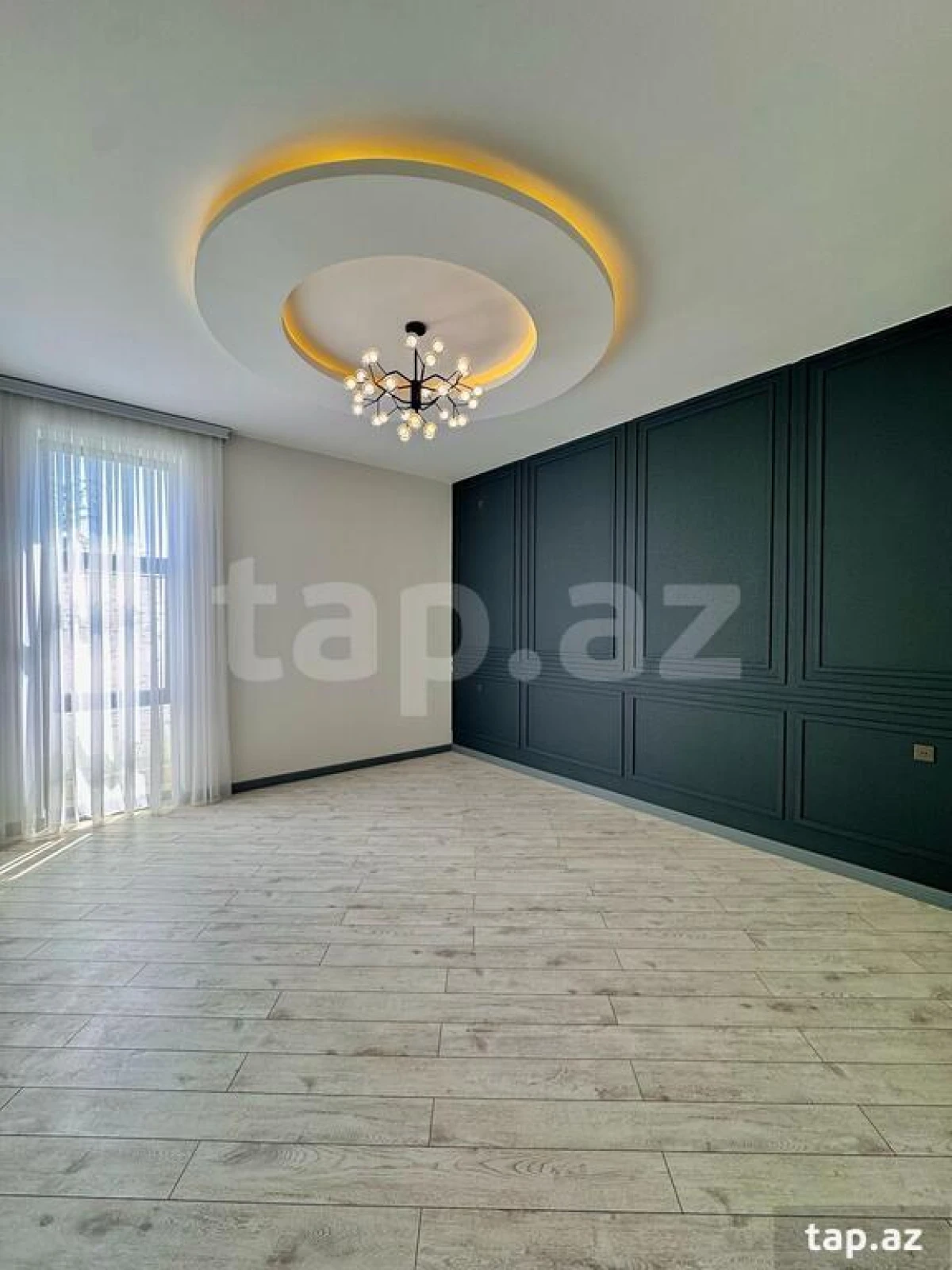 Satılır 5 otaqlı həyət evi