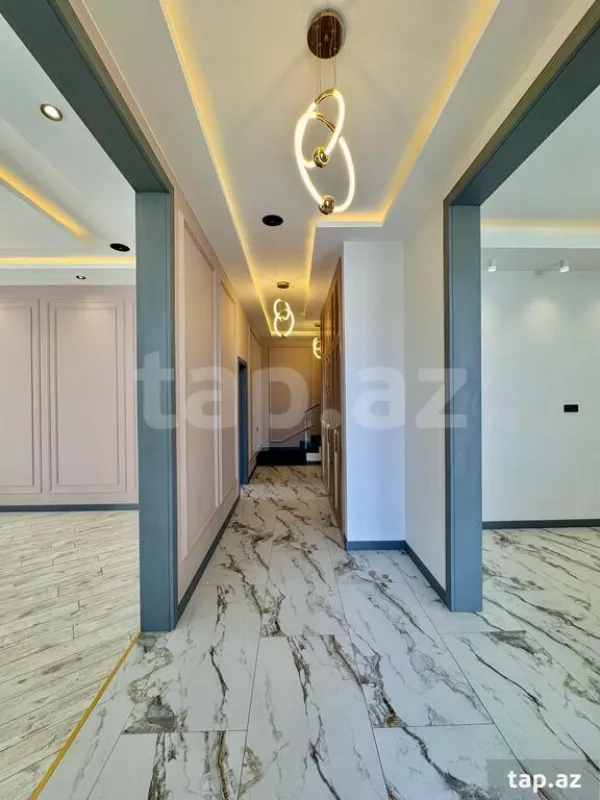 Satılır 5 otaqlı həyət evi