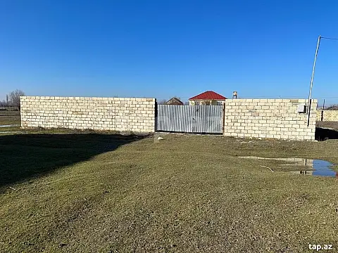 Satılır torpaq sahəsi — Xaçmaz