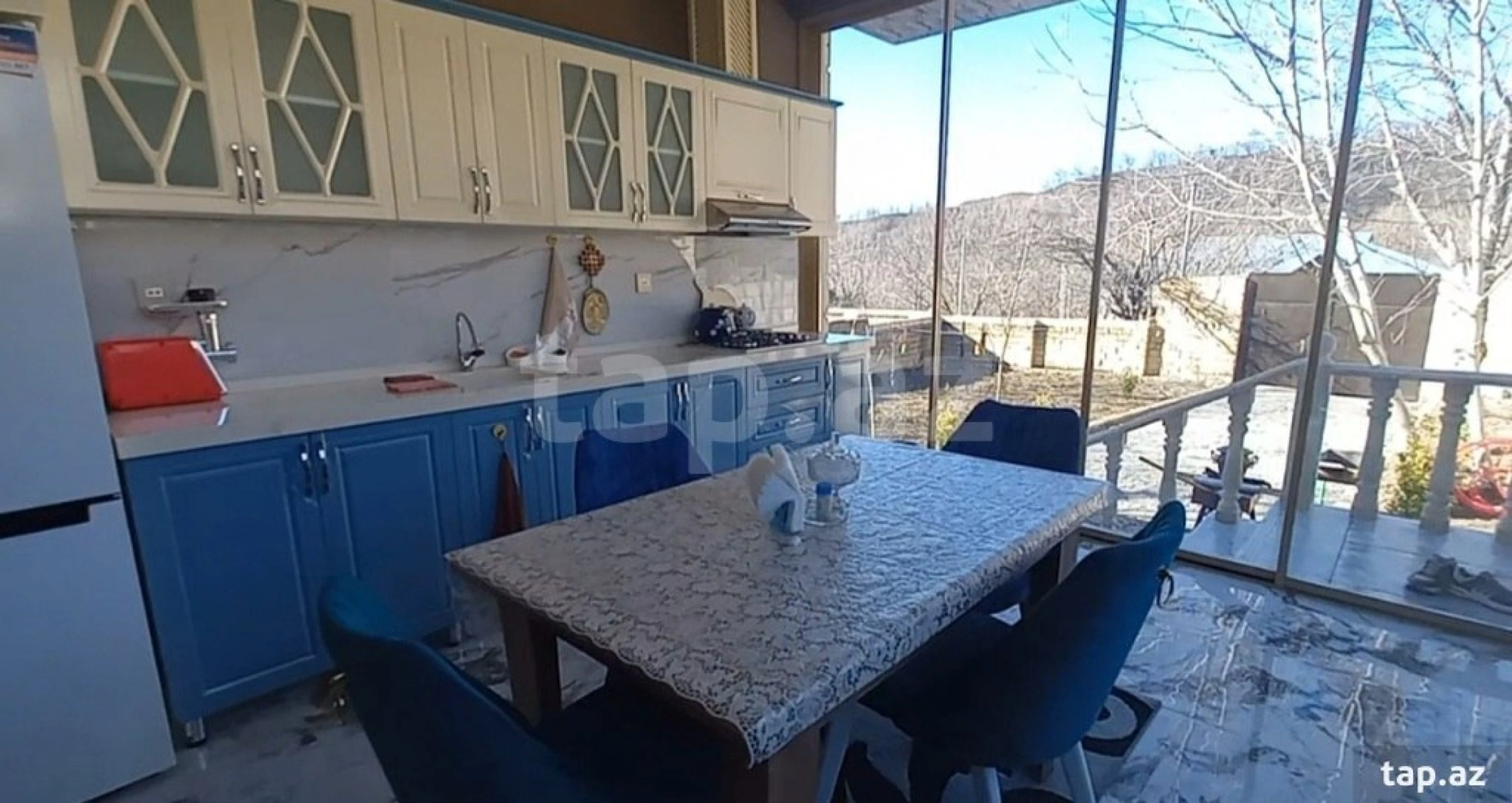 Kirayə verilir 4 otaqlı həyət evi