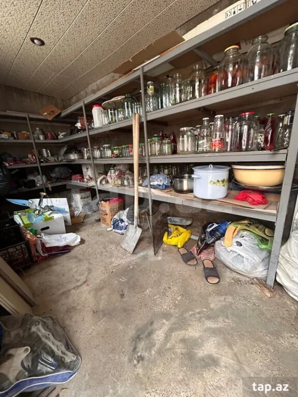 Satılır 4 otaqlı həyət evi