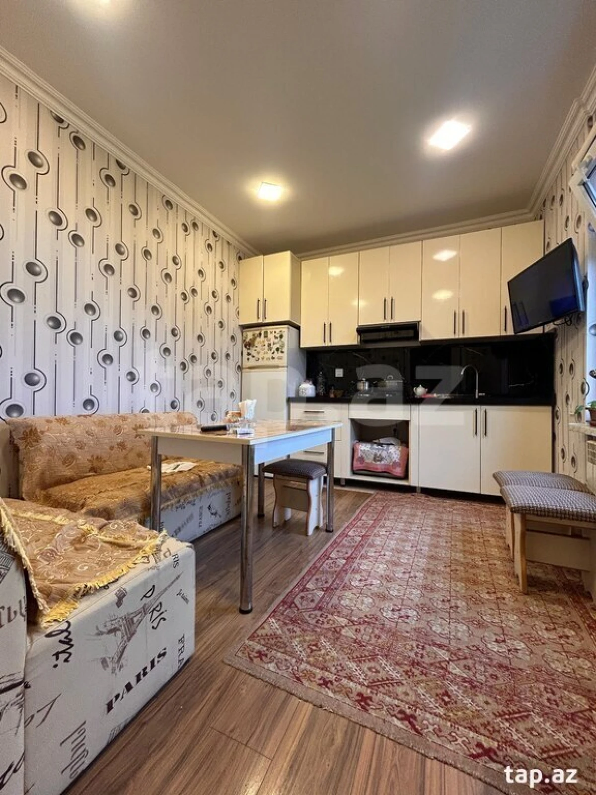 Satılır 4 otaqlı həyət evi