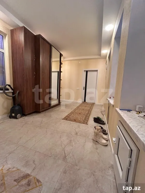 Satılır 4 otaqlı həyət evi