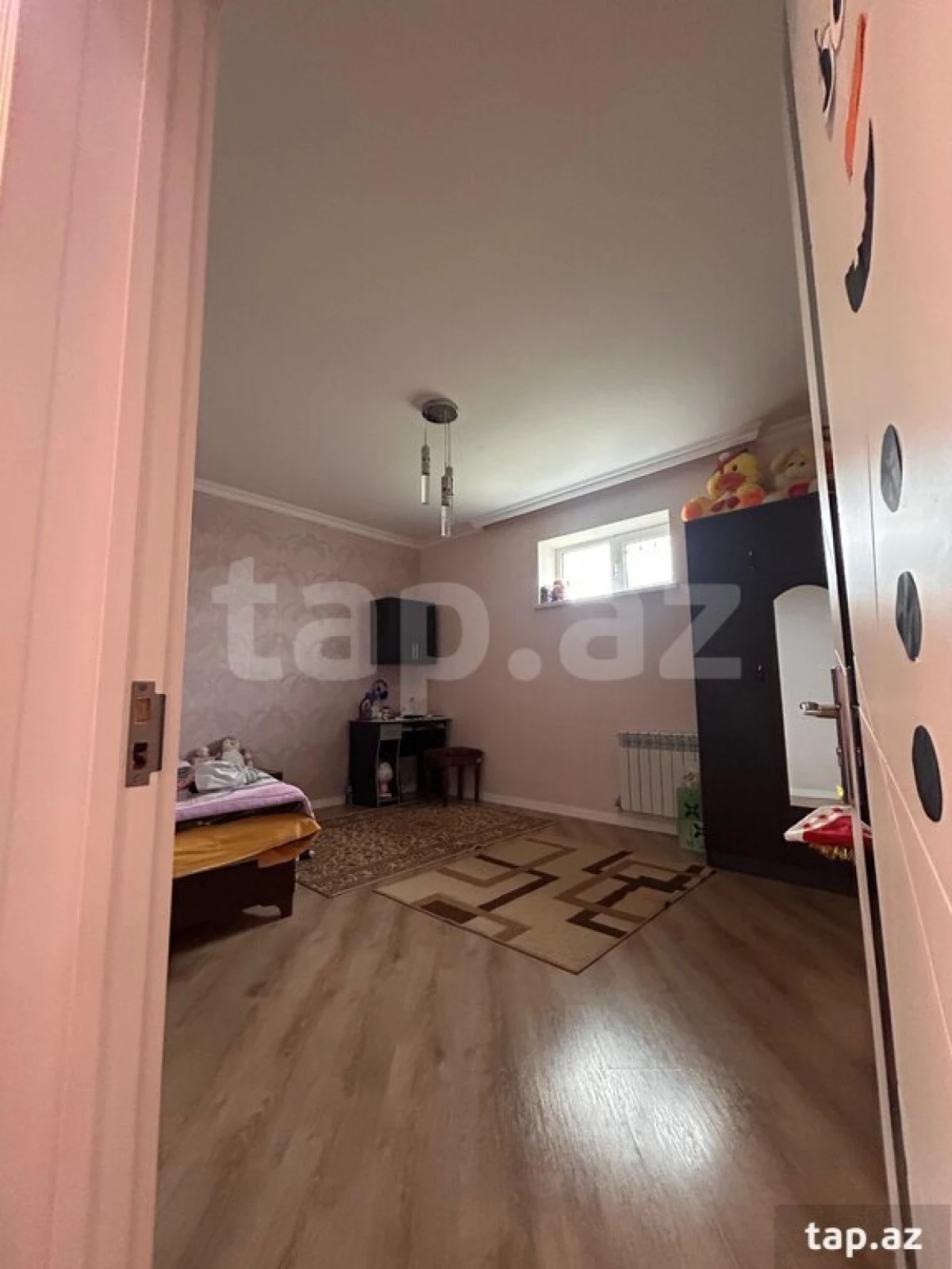 Satılır 4 otaqlı həyət evi