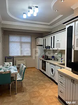 Kirayə verilir 2 otaqlı yeni tikili 100 m²