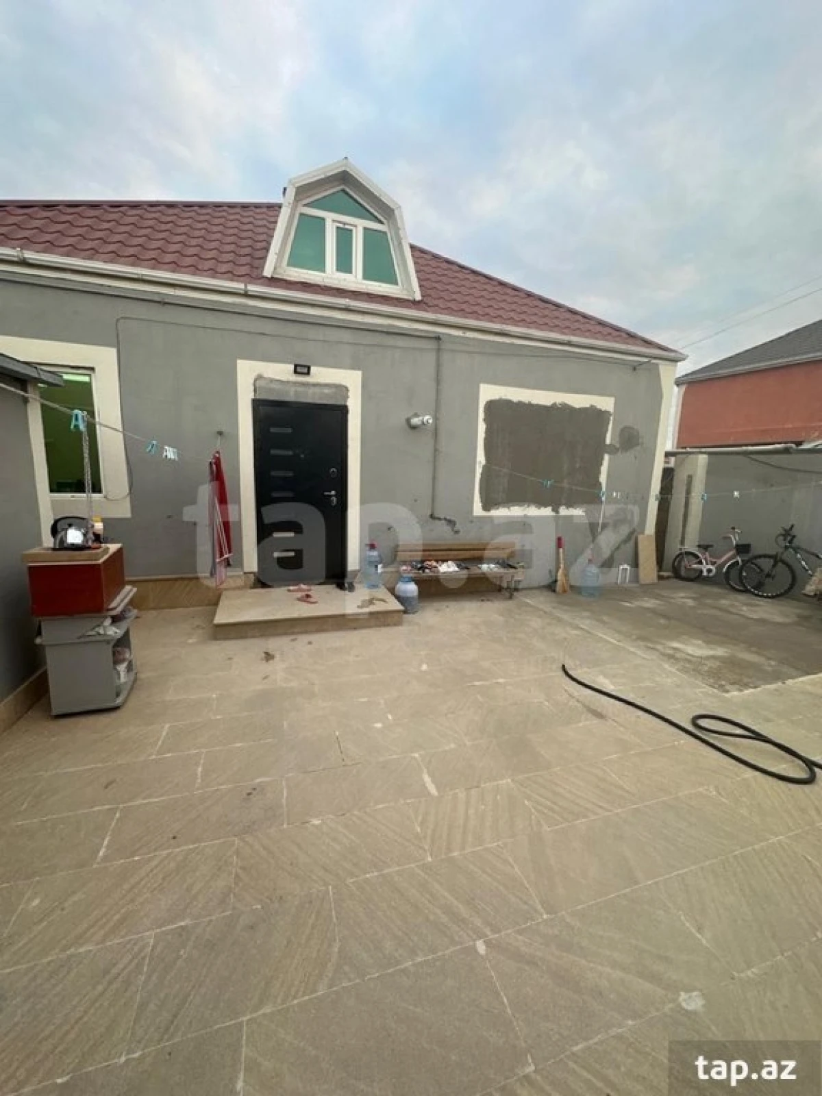 Satılır 3 otaqlı həyət evi