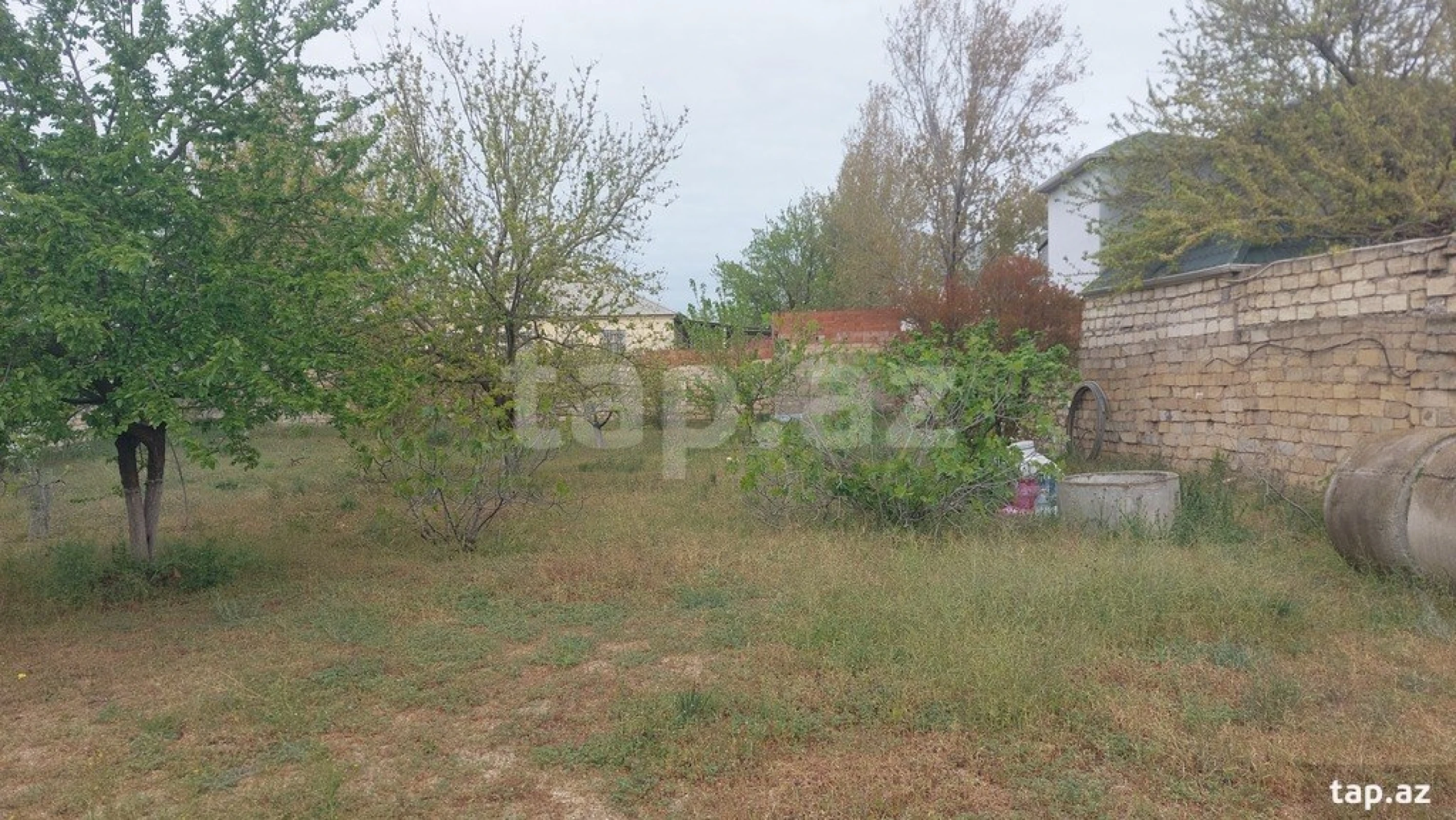 Satılır 3 otaqlı həyət evi