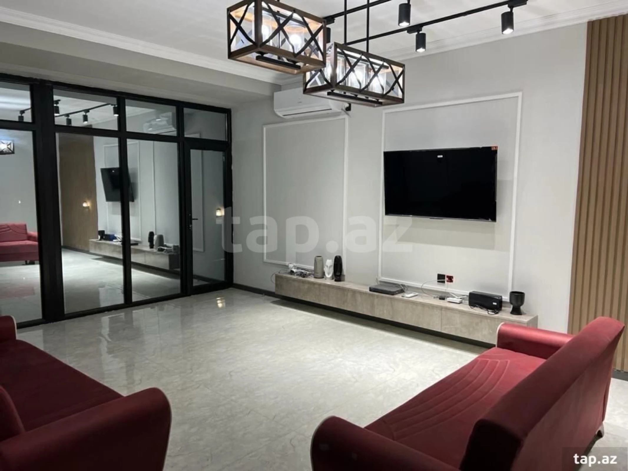 Kirayə verilir 5 otaqlı həyət evi