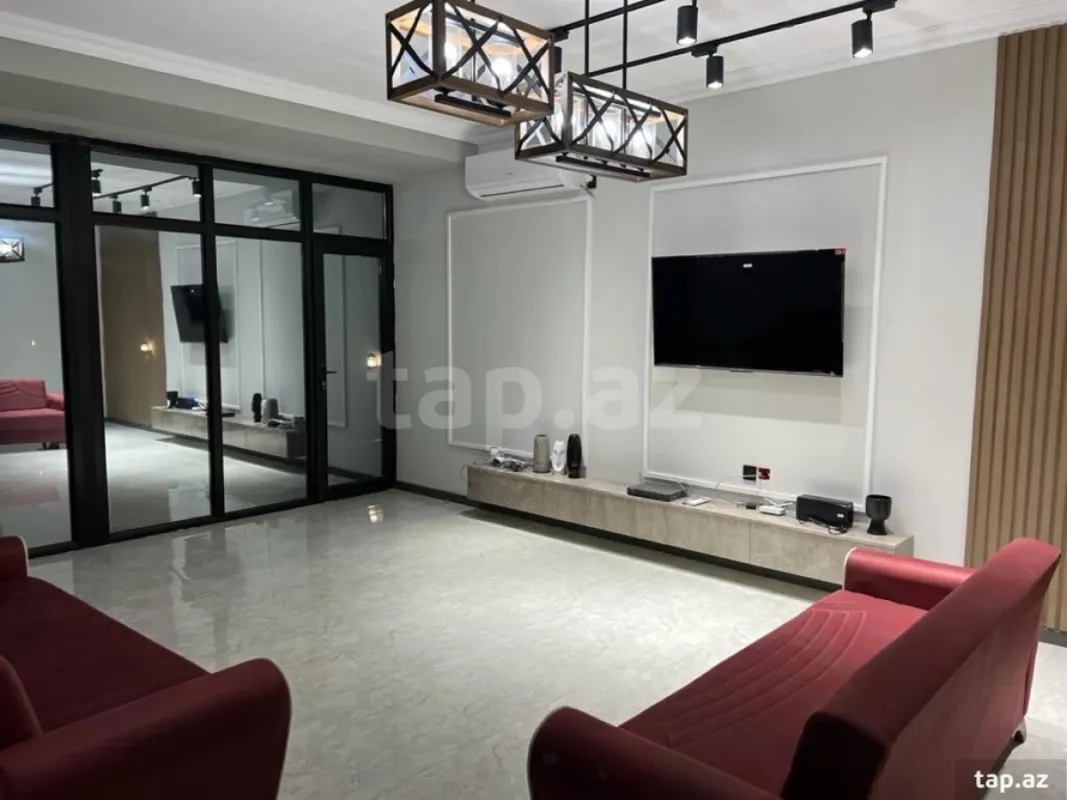 Kirayə verilir 5 otaqlı həyət evi