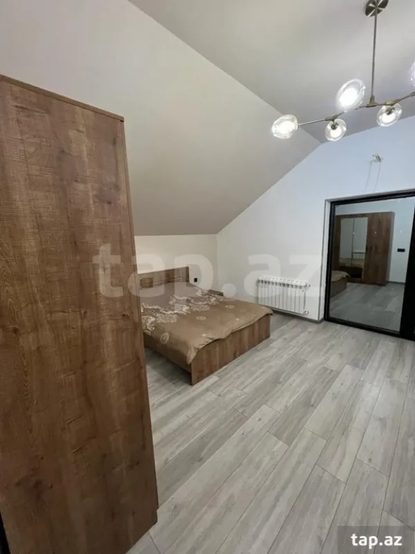 Kirayə verilir 5 otaqlı həyət evi