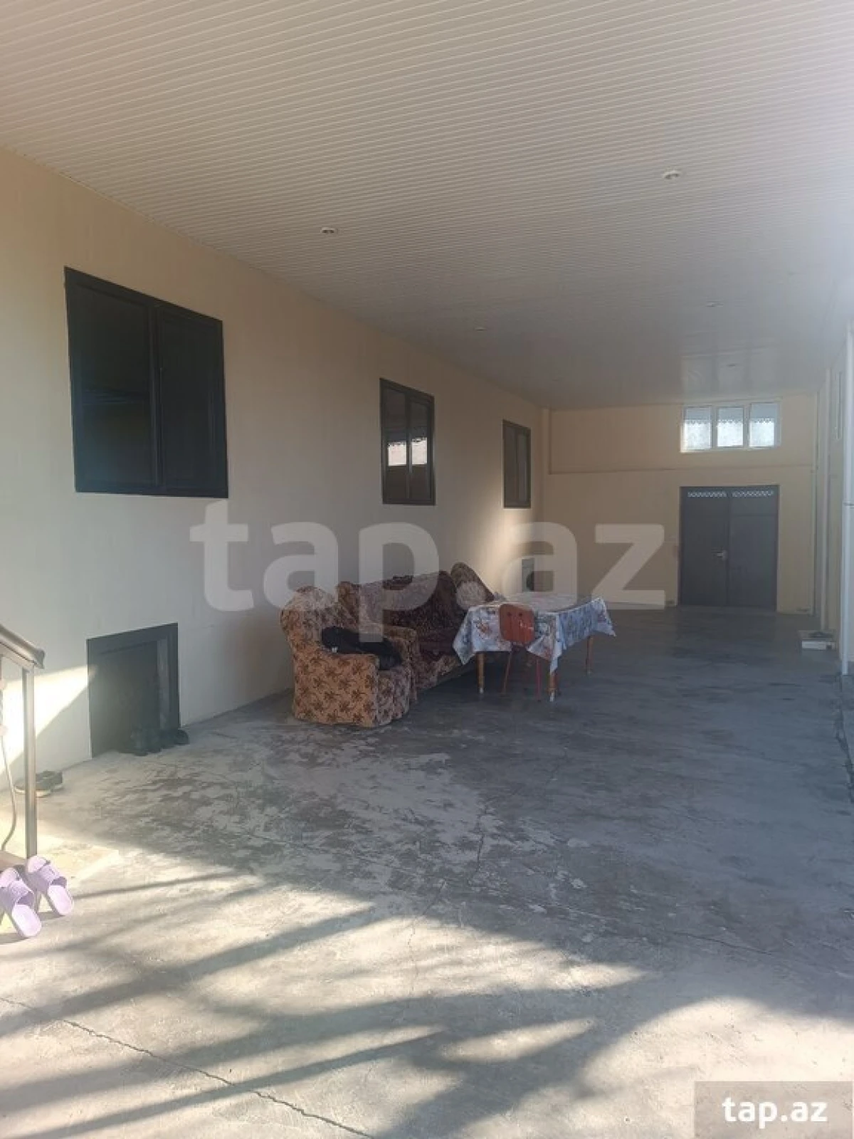 Satılır 5 otaqlı həyət evi