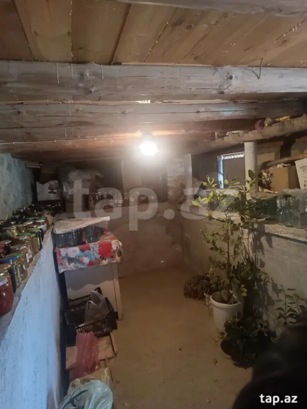 Satılır 5 otaqlı həyət evi