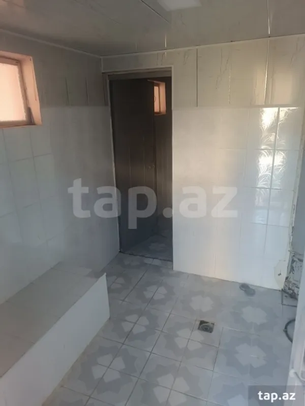 Satılır 5 otaqlı həyət evi