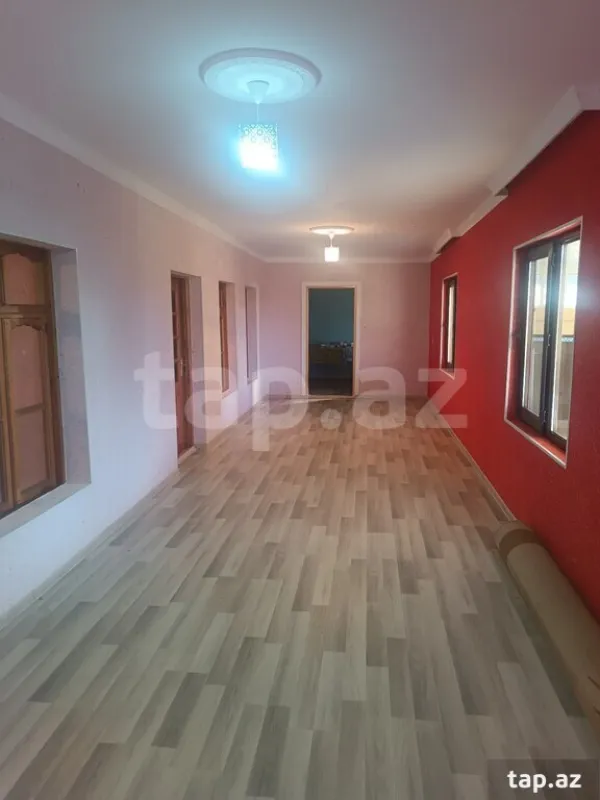 Satılır 5 otaqlı həyət evi