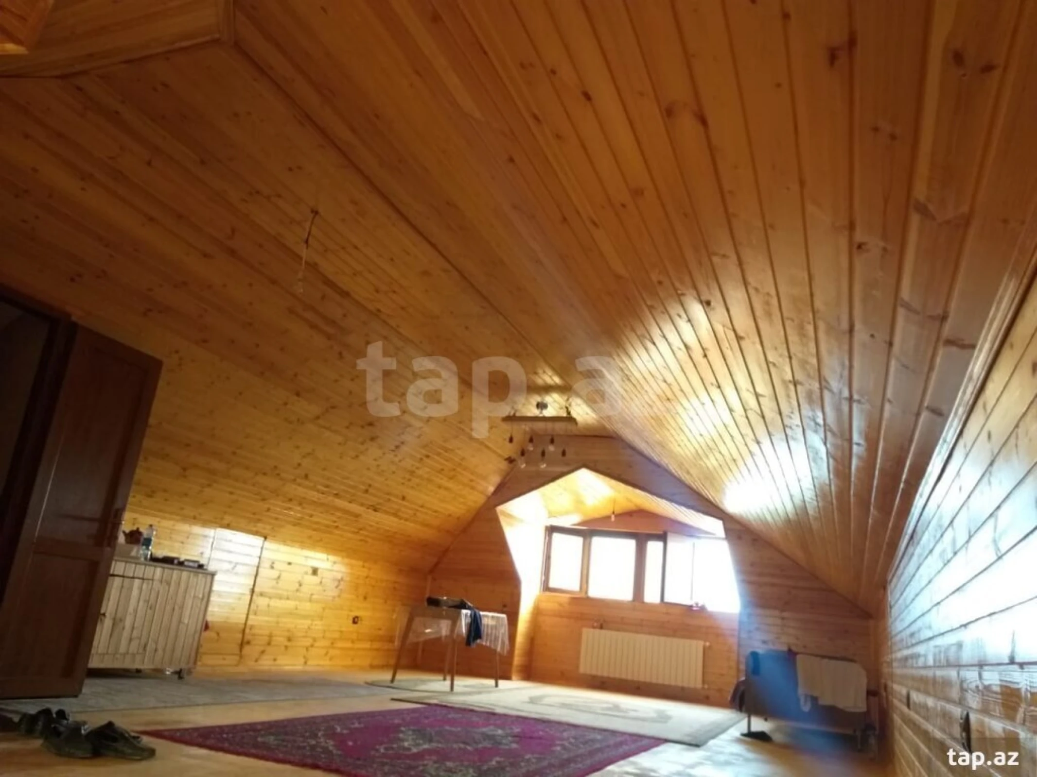 Satılır 4 otaqlı həyət evi