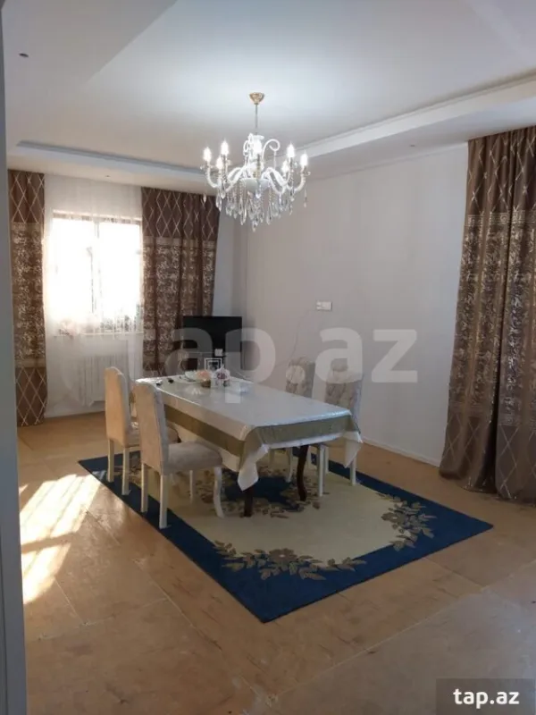 Satılır 4 otaqlı həyət evi