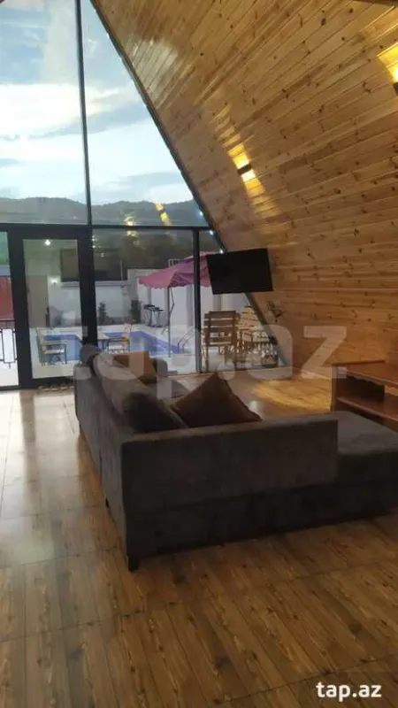 Kirayə verilir 3 otaqlı həyət evi