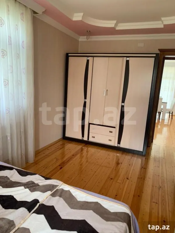 Kirayə verilir 4 otaqlı həyət evi