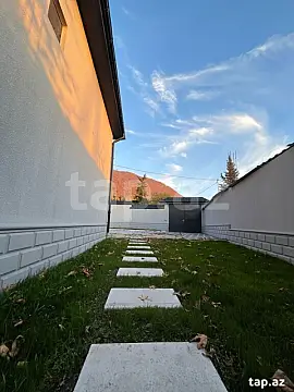 Kirayə verilir 3 otaqlı həyət evi