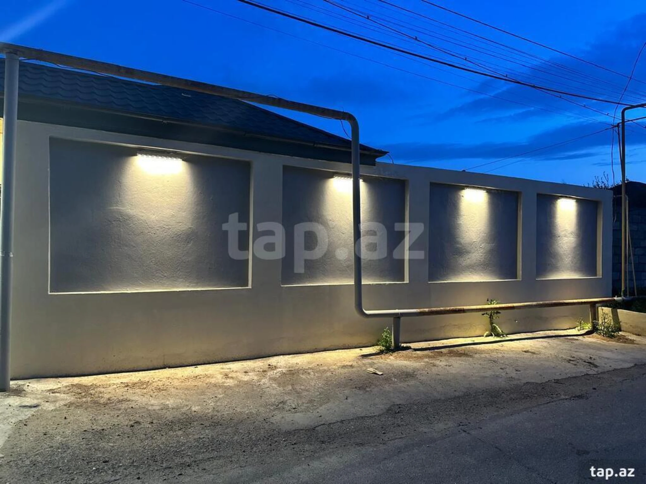 Satılır 4 otaqlı həyət evi