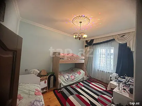 Satılır 4 otaqlı həyət evi