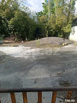 Satılır torpaq sahəsi — Şəki