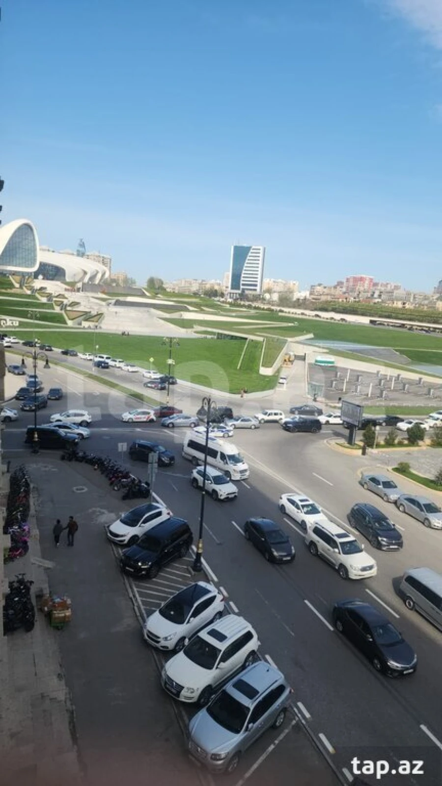 Kirayə verilir 3 otaqlı yeni tikili 90 m²