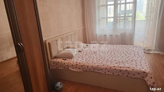Kirayə verilir 3 otaqlı yeni tikili 90 m²