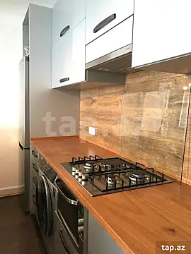 Satılır 2 otaqlı yeni tikili 70 m²