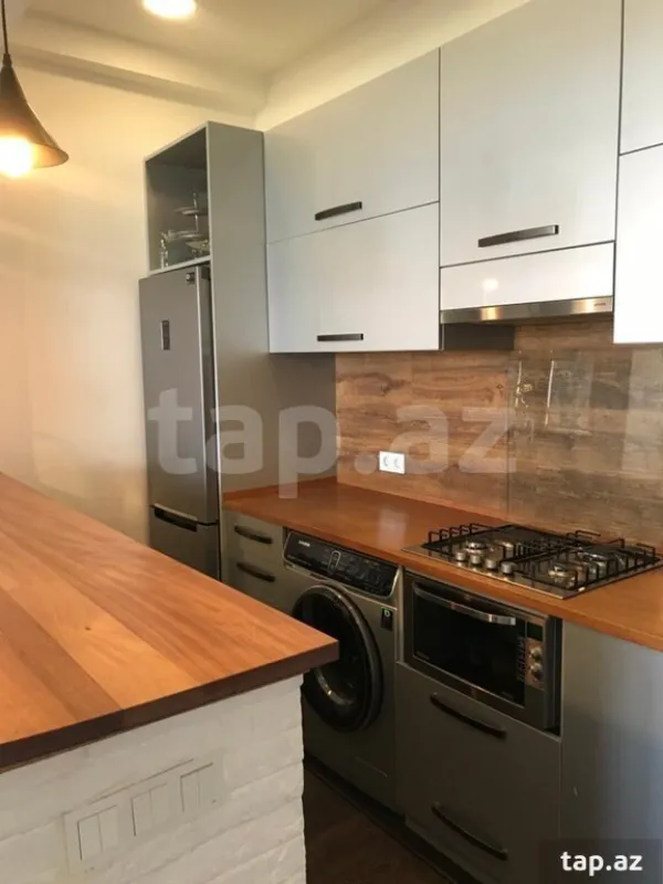Satılır 2 otaqlı yeni tikili 70 m²
