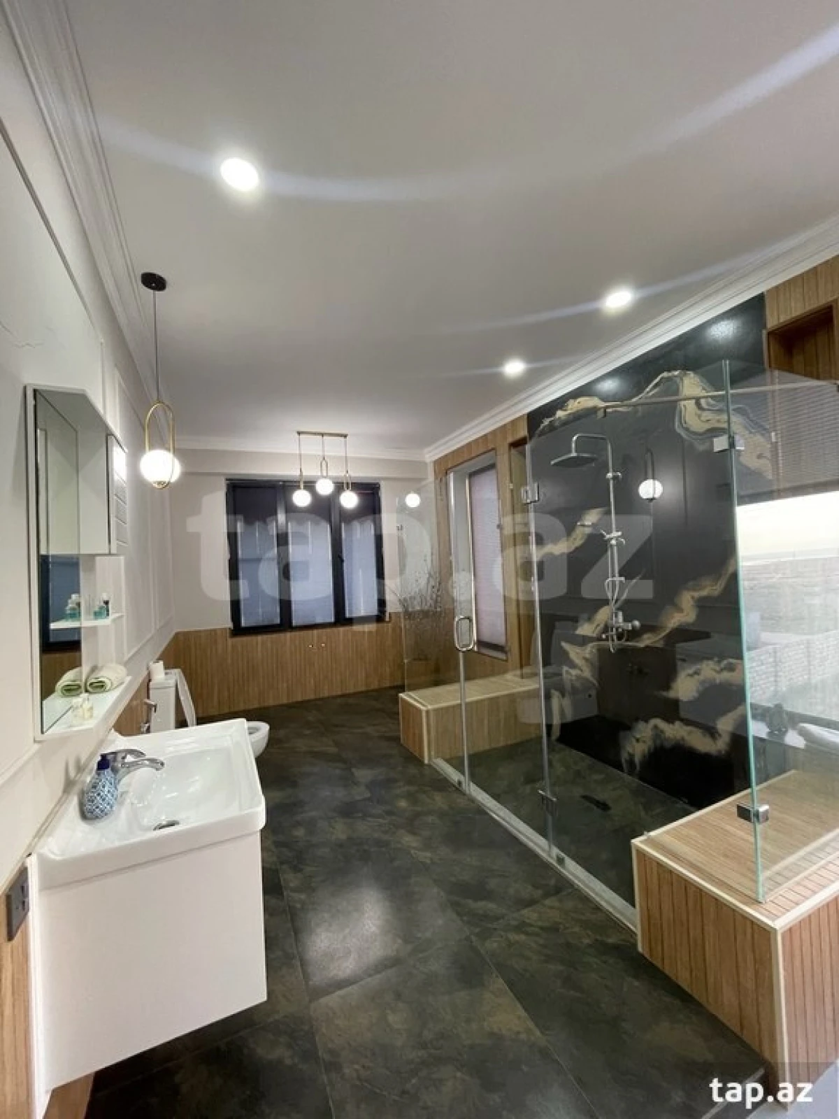 Kirayə verilir 6 otaqlı həyət evi